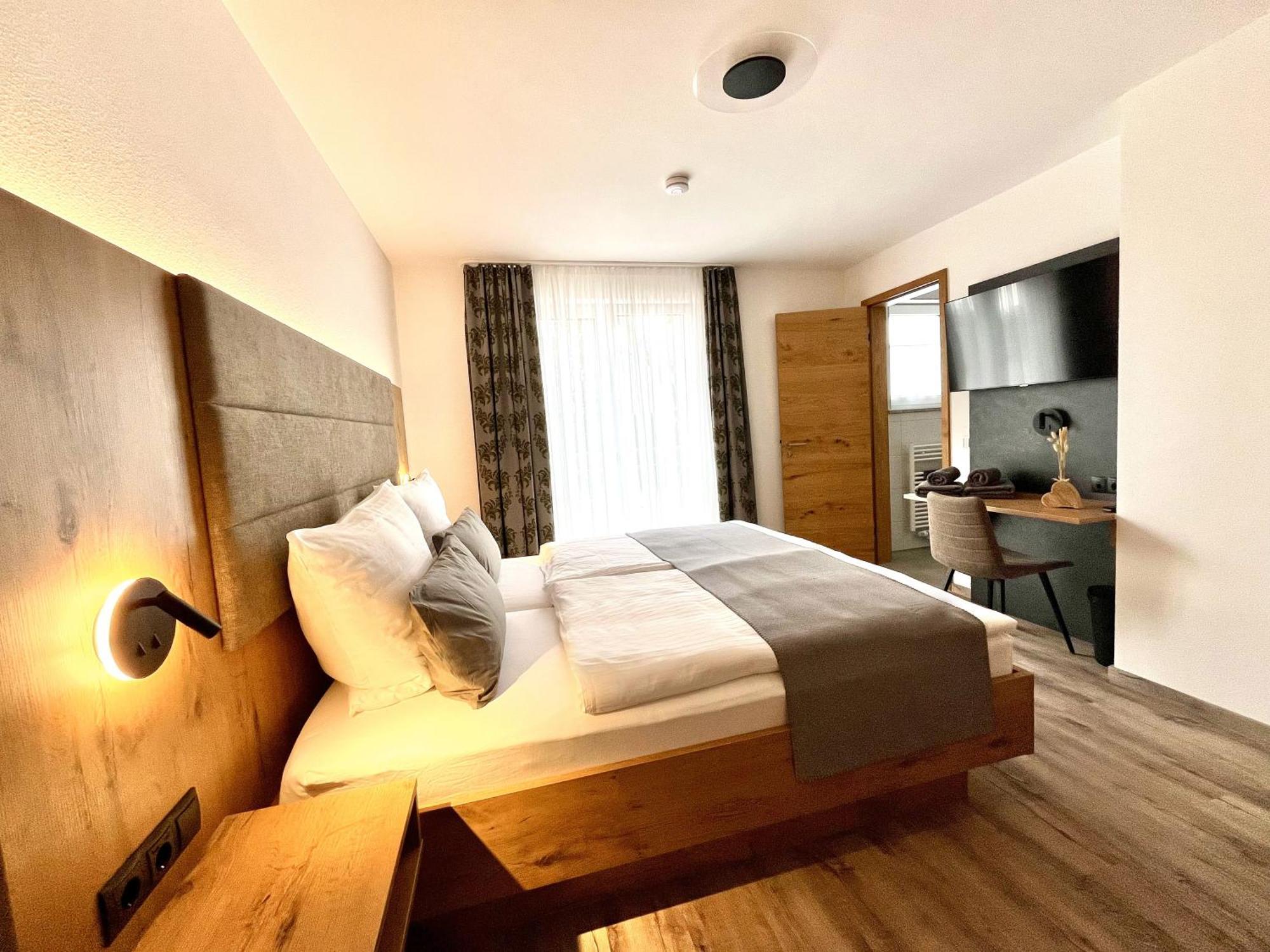 Gastwirtschaft & Hotel Doll Markt Indersdorf Zimmer foto