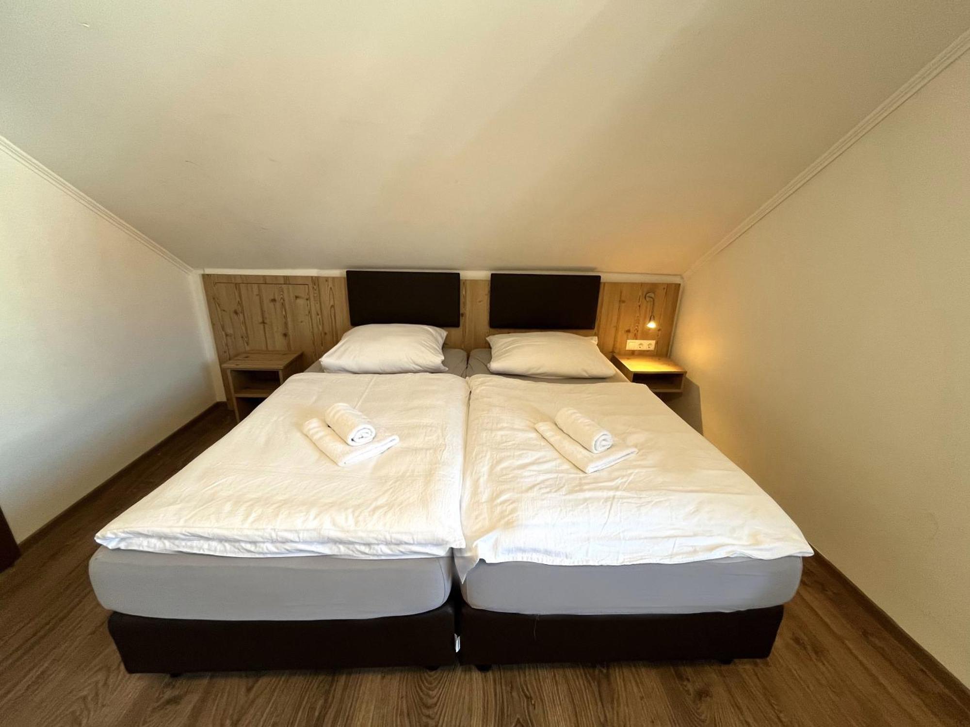 Gastwirtschaft & Hotel Doll Markt Indersdorf Zimmer foto